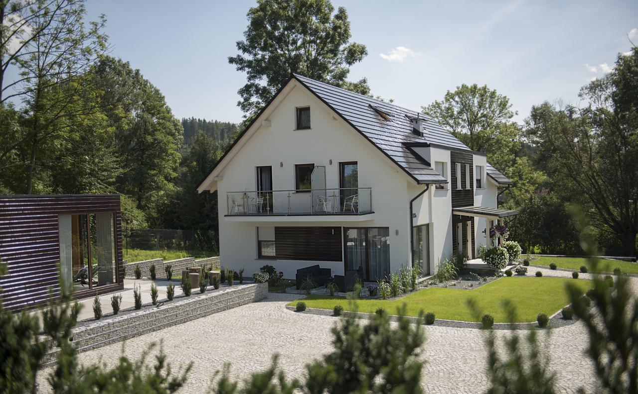 Apartamenty U Harrego II Przy Stawie Spa Klimatyzacja,Balkon,Sauna , Balia, Ogrod,Parking Kudowa-Zdrój Esterno foto