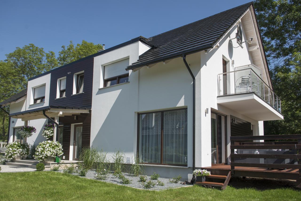 Apartamenty U Harrego II Przy Stawie Spa Klimatyzacja,Balkon,Sauna , Balia, Ogrod,Parking Kudowa-Zdrój Esterno foto